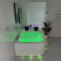 7-color LED chromotherapy lighting in Cascada Amalfi two-person bathtub