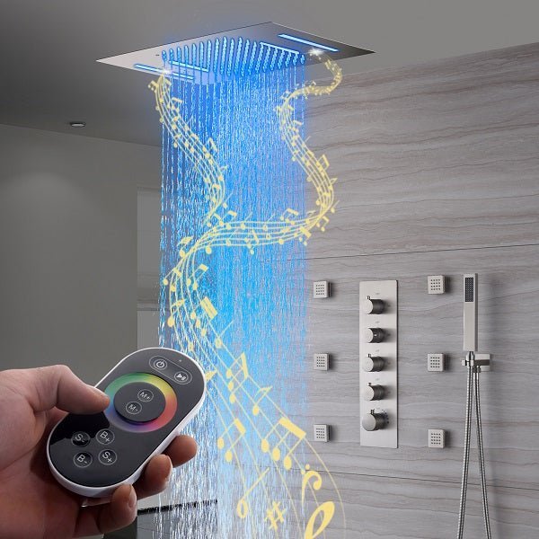 Cascada Serenity shower system with rainfall and body jets running together